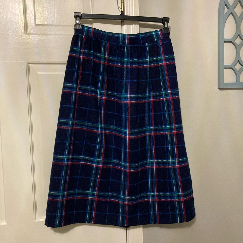 Elegant Plaid A-Line Skirt - Navy and Red - Picture 3 of 4